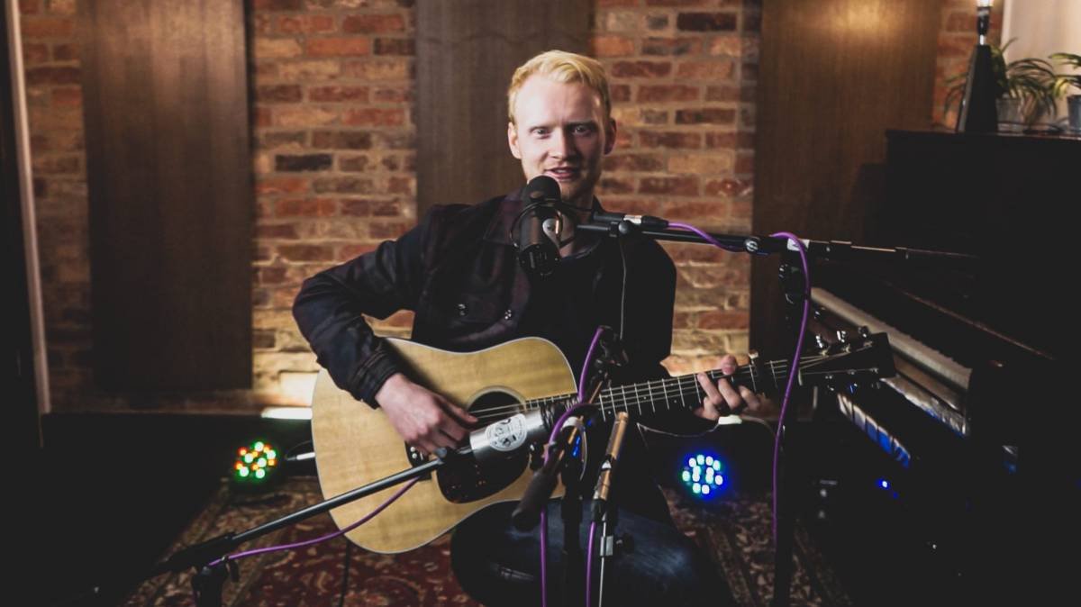 Live Music Fridays - Ben Haynes